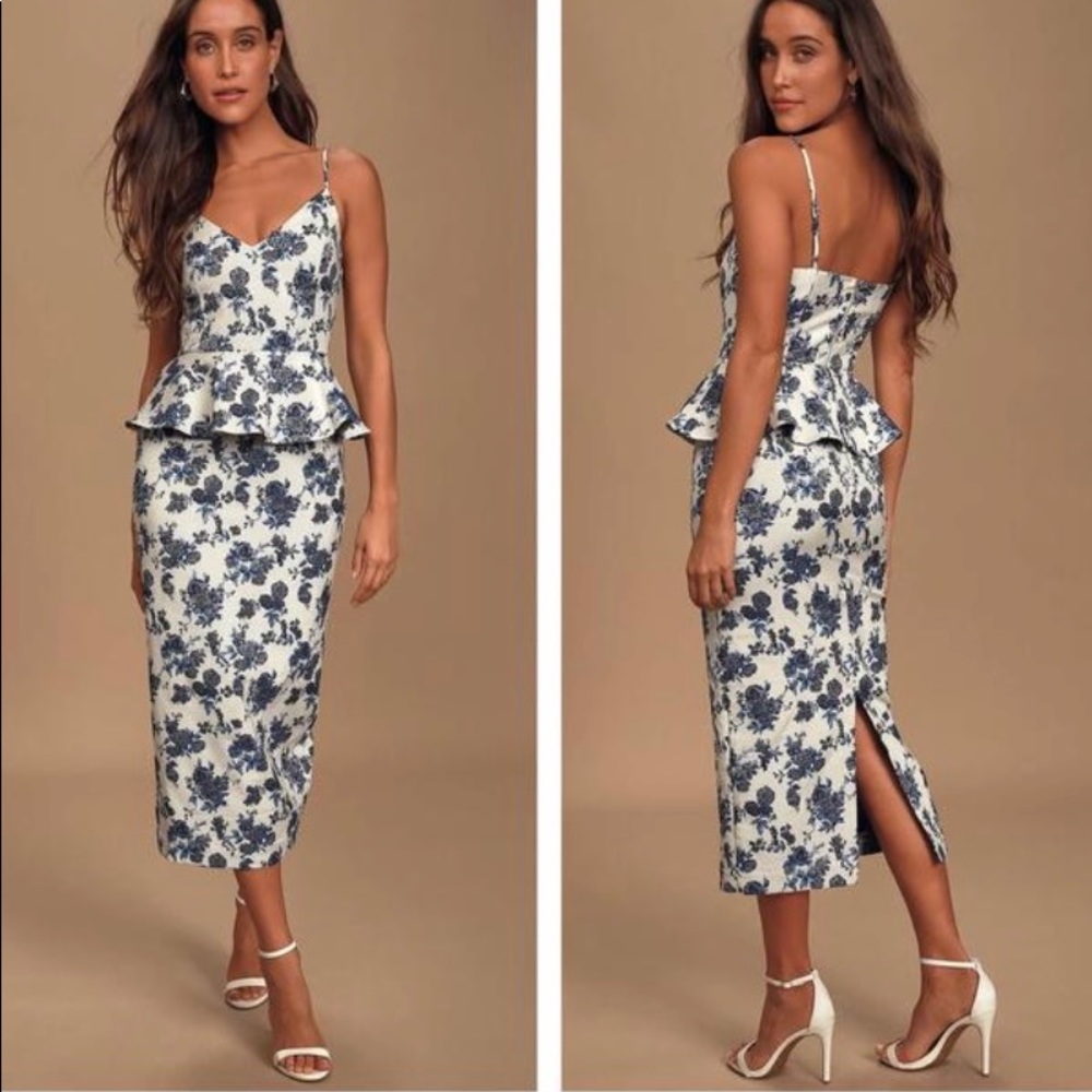 en saison white and blue peplum dress- never worn